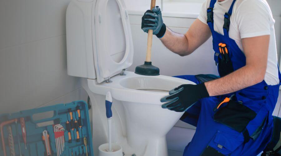 sewer line plumber in Leggett, CA